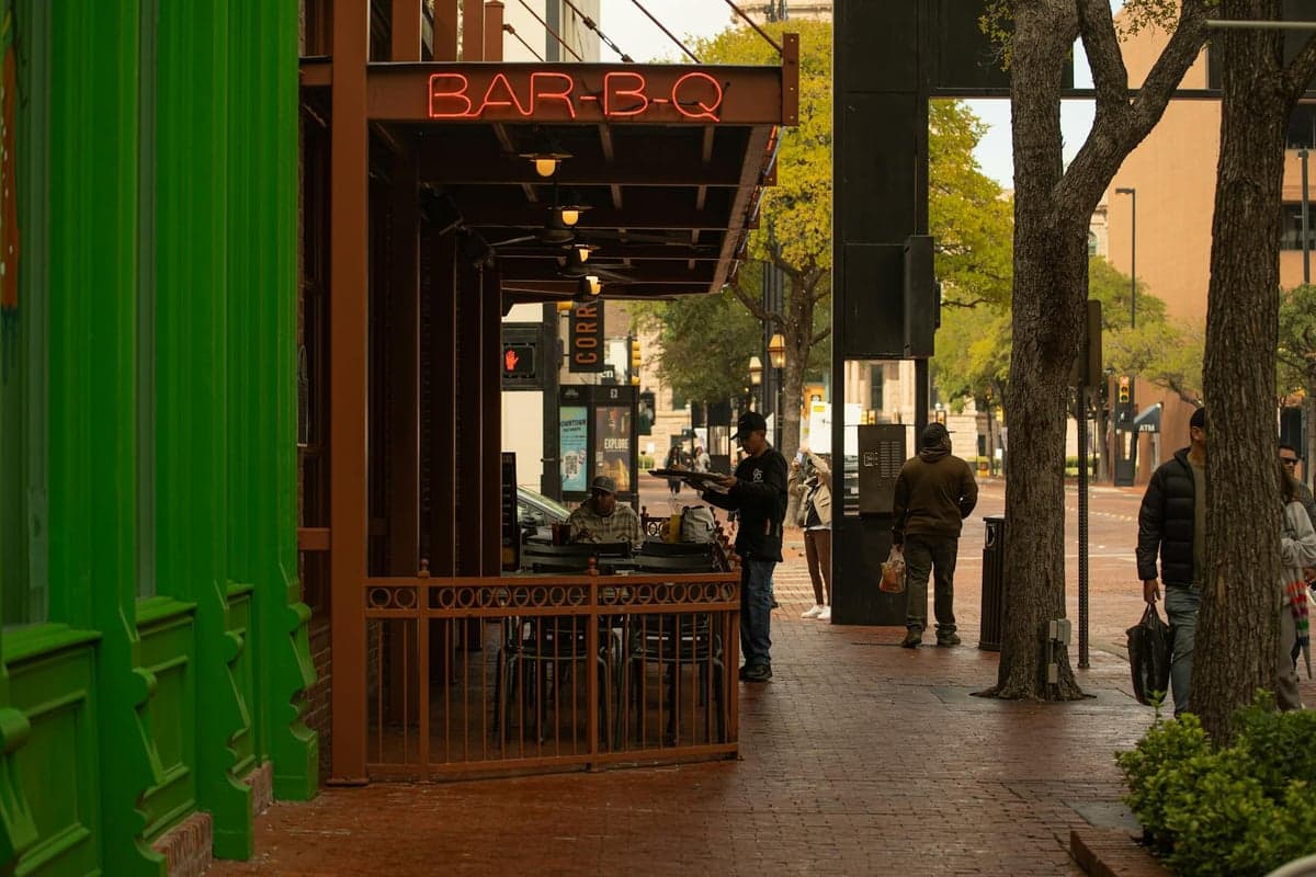 Elgin - Local lifestyle, dining, and shopping Southside Market BBQ or downtown shops in Elgin