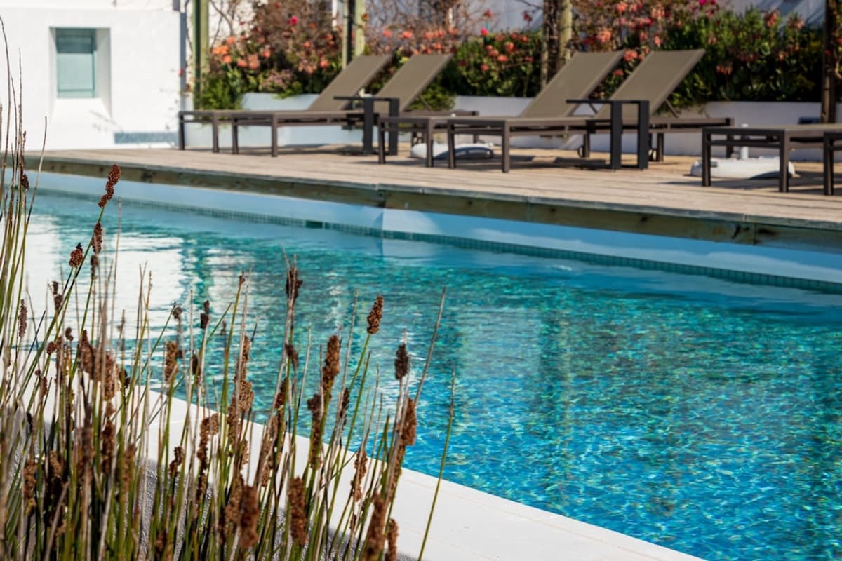 Lakeway - Community amenities and recreational facilities Lakeway City Park or marina facilities