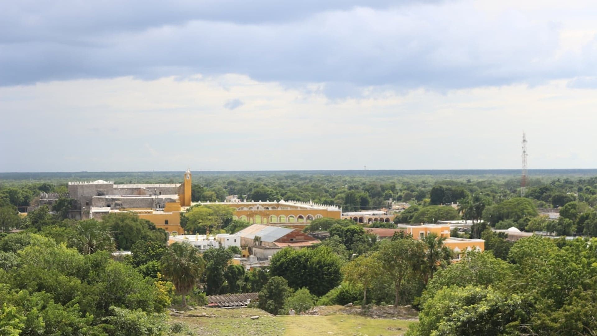 View of Round Rock - Established Suburb Anchored by Round Rock ISD Round Rock Express baseball stadium (Dell Diamond) and surrounding area, suburban streetscape