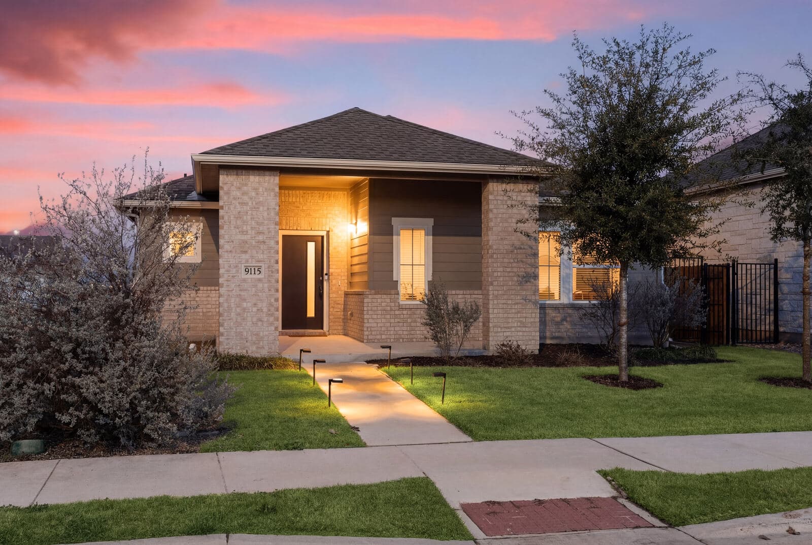9115 Looksee Ln — Easton Park